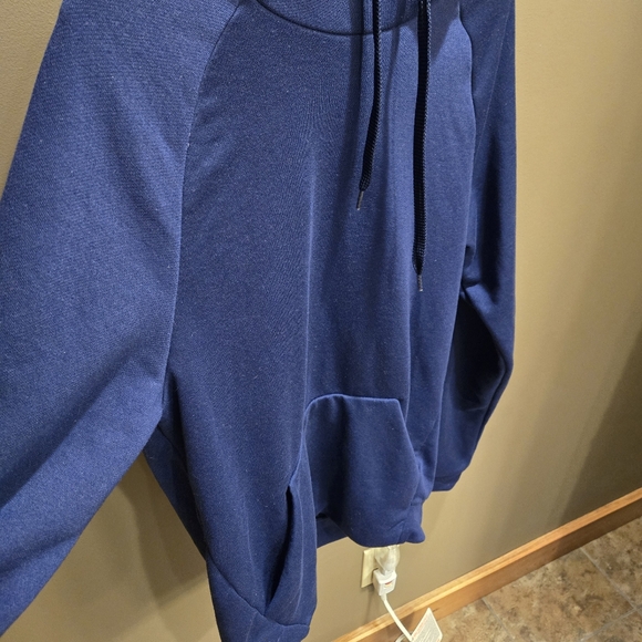 Nike Sweatshirt - Picture 3 of 6